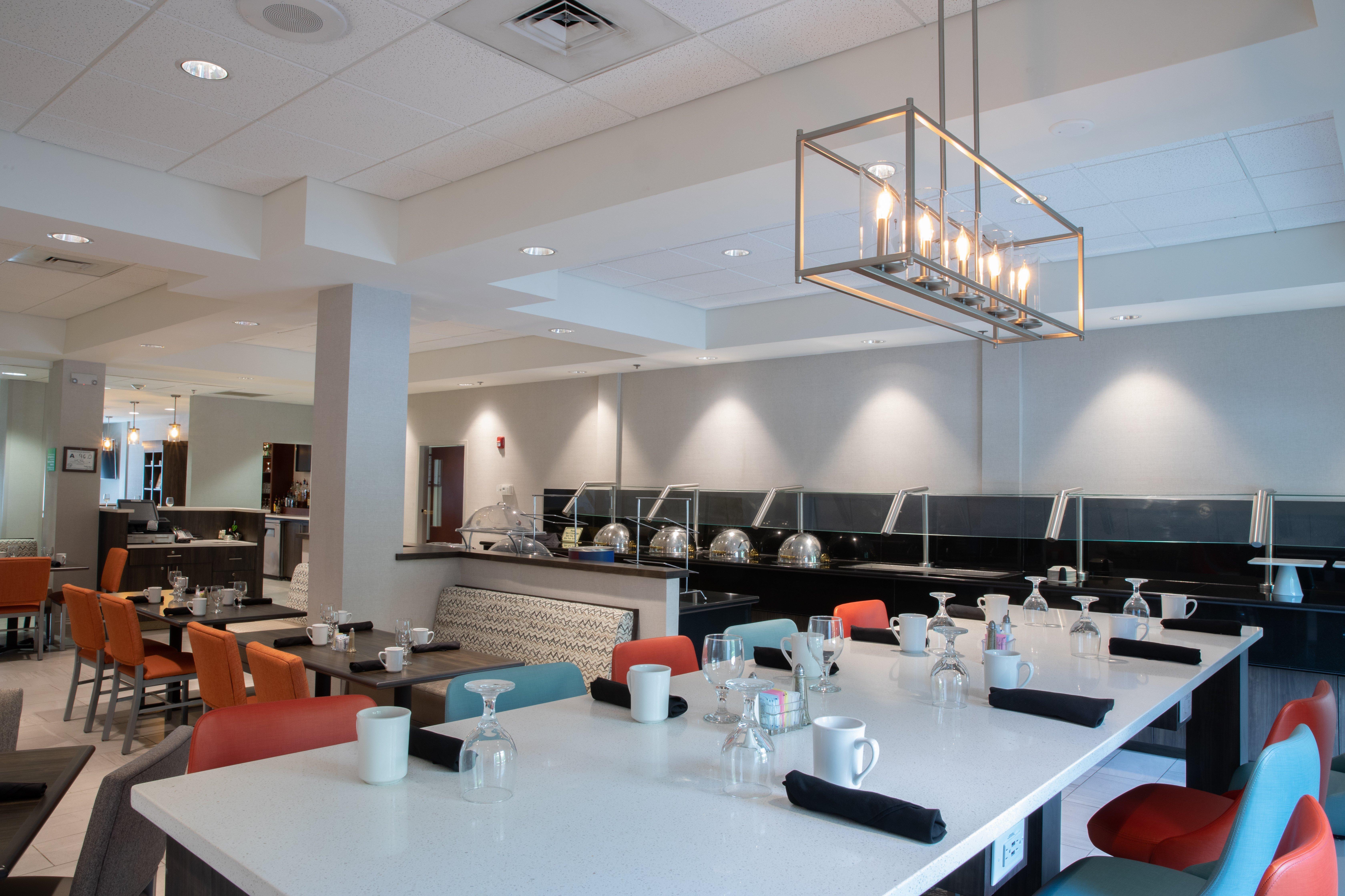 Holiday Inn & Suites Raleigh Cary By Ihg Exterior foto