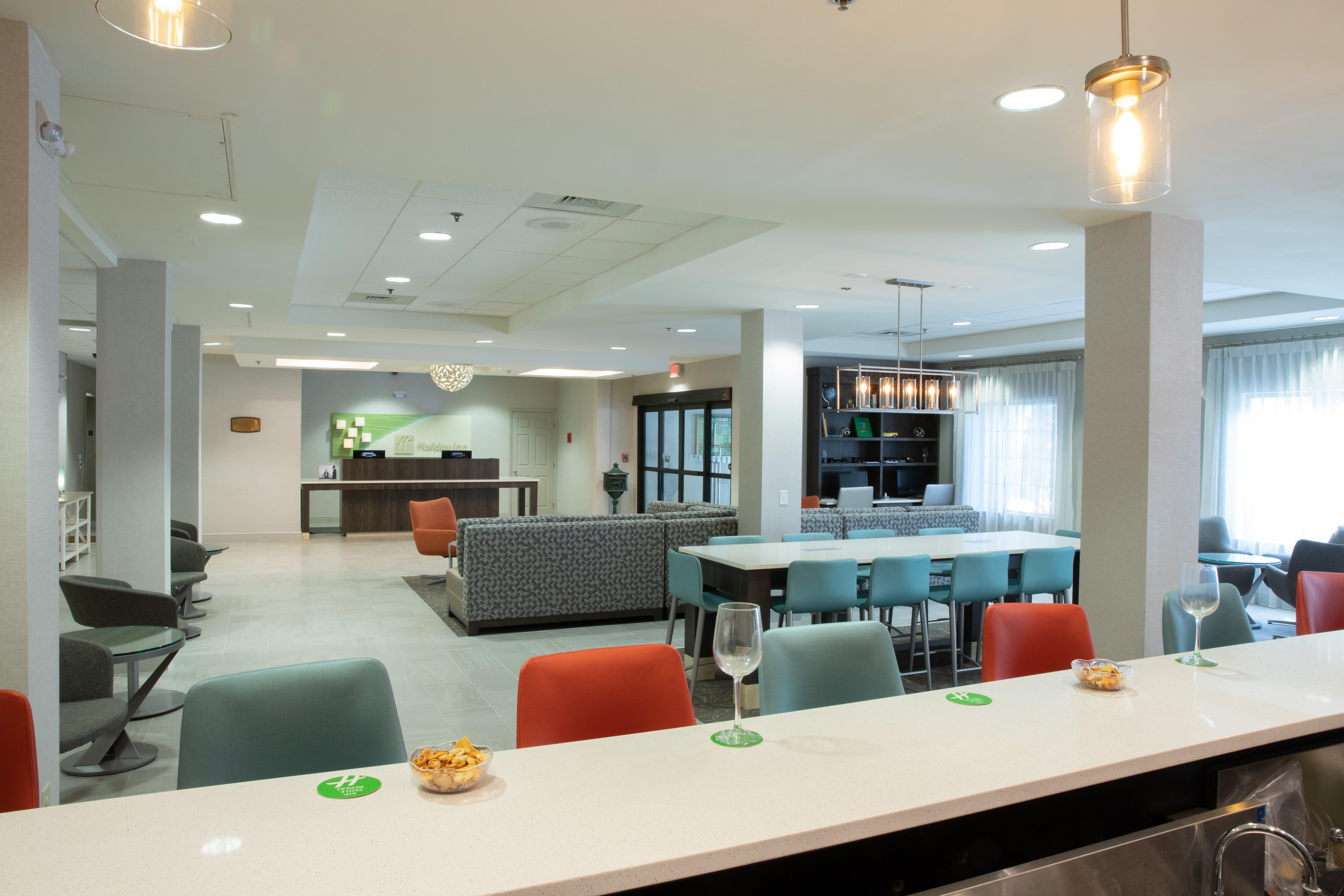 Holiday Inn & Suites Raleigh Cary By Ihg Exterior foto