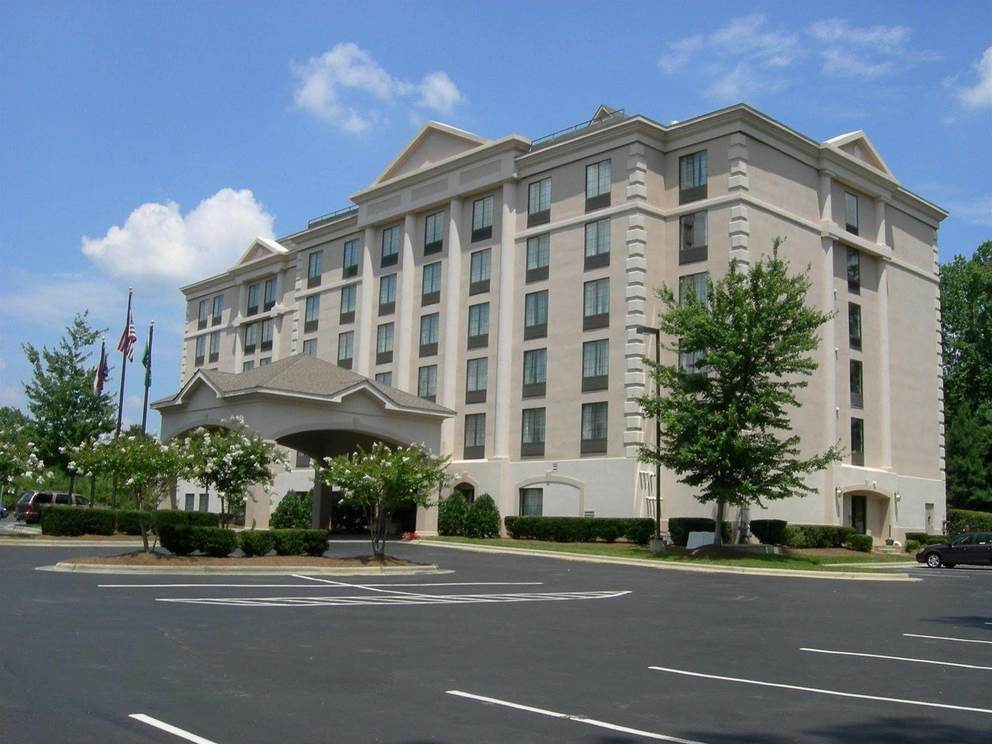 Holiday Inn & Suites Raleigh Cary By Ihg Exterior foto
